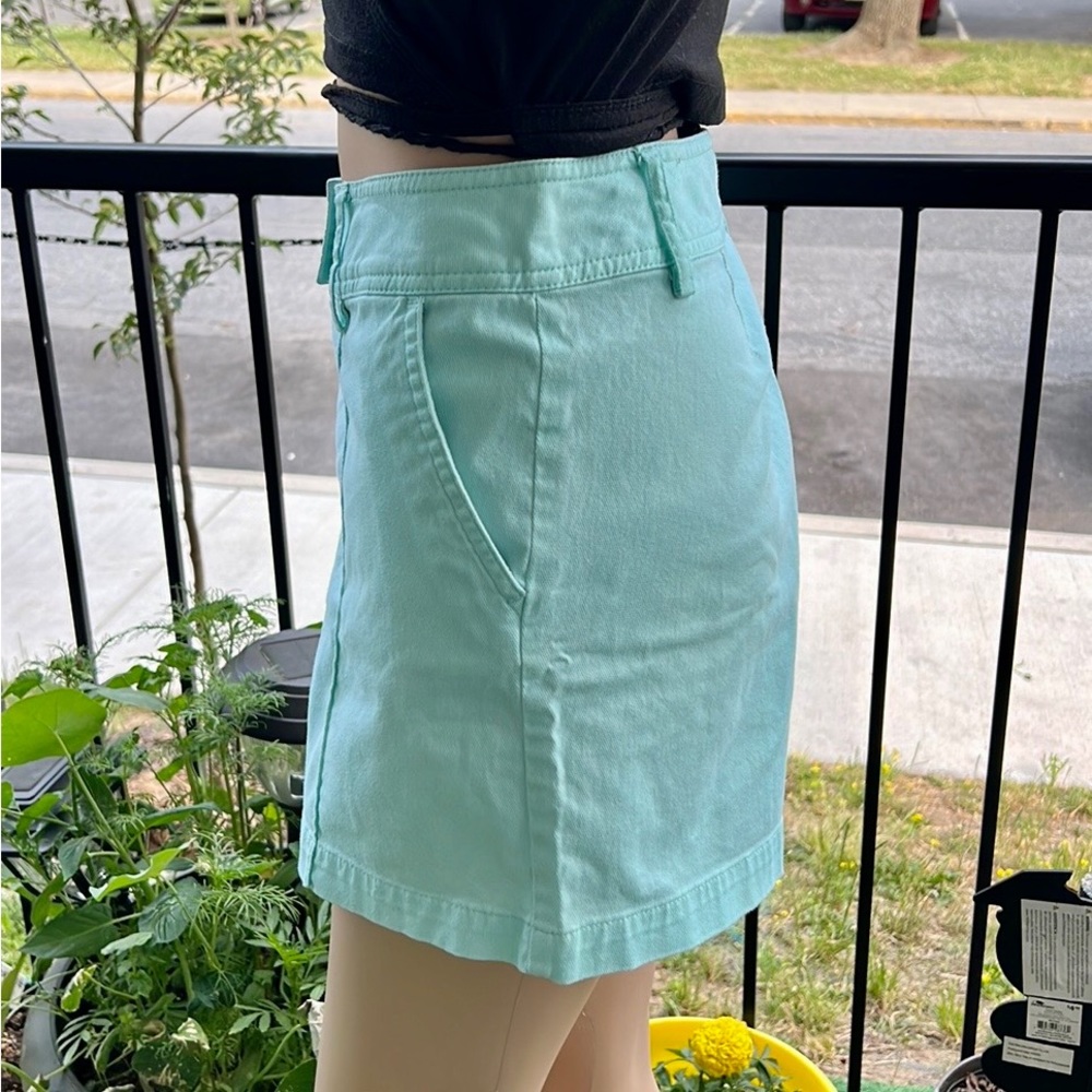 Tommy Hilfiger shorts - Picture 3 of 8